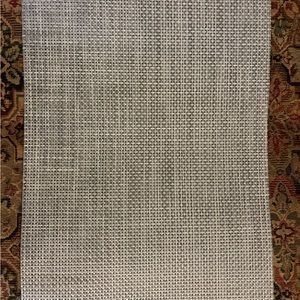 Set of 6 chilevich placemats, 5 used, one new silver/white